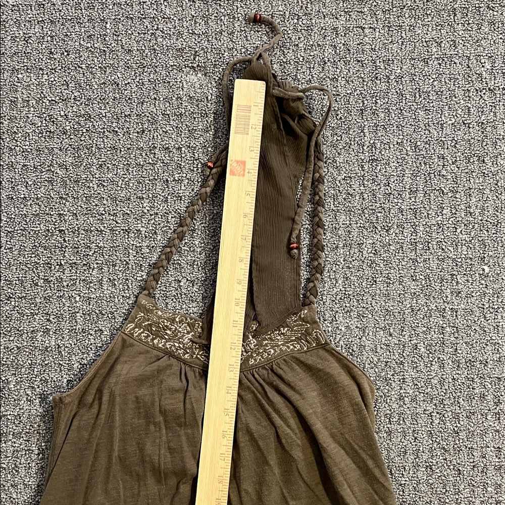 Elegant Brown Women's Top cable halter scarf detail with embroidered detail - Picture 2 of 4